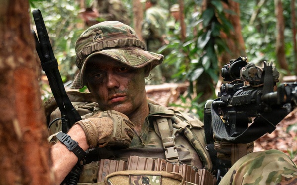 U.S. Army, RBLF sharpen jungle warfare skills during Pahlawan Warrior 26