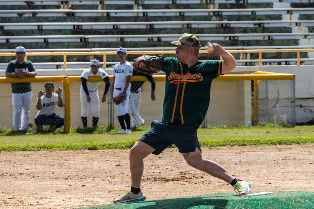 HMLA-367 Marines play baseball with local university students