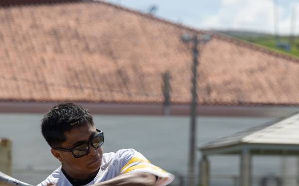 HMLA-367 Marines play baseball with local university students