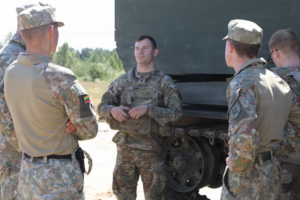 1-77 FAR Lithuanian HIMARS Apprenticeship Program