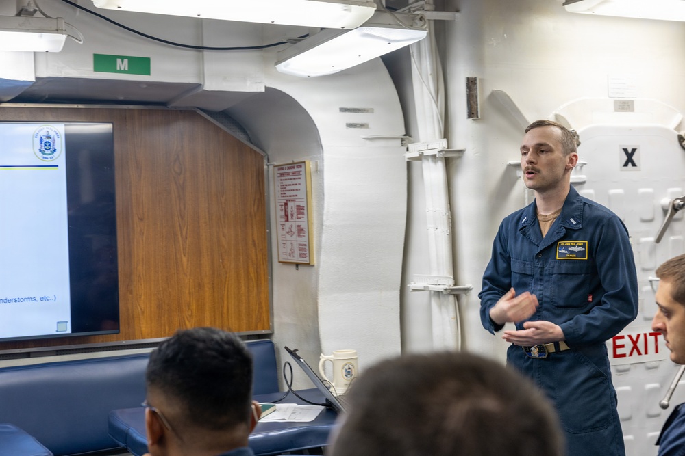 John Paul Jones Sailor Conducts Training