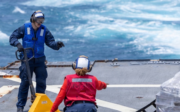 Vertical Replenishment aboard USS Ross (DDG 71)