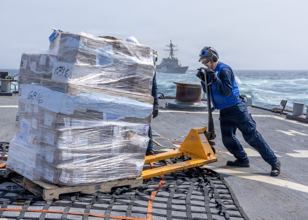 Vertical Replenishment aboard USS Ross (DDG 71)