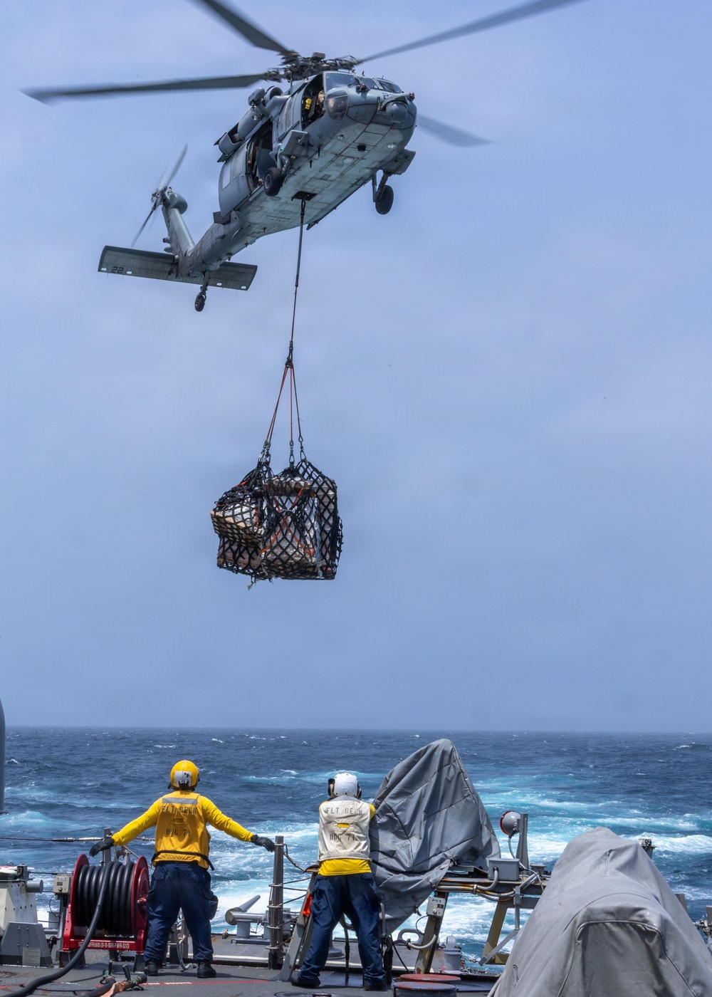 Vertical Replenishment aboard USS Ross (DDG 71)