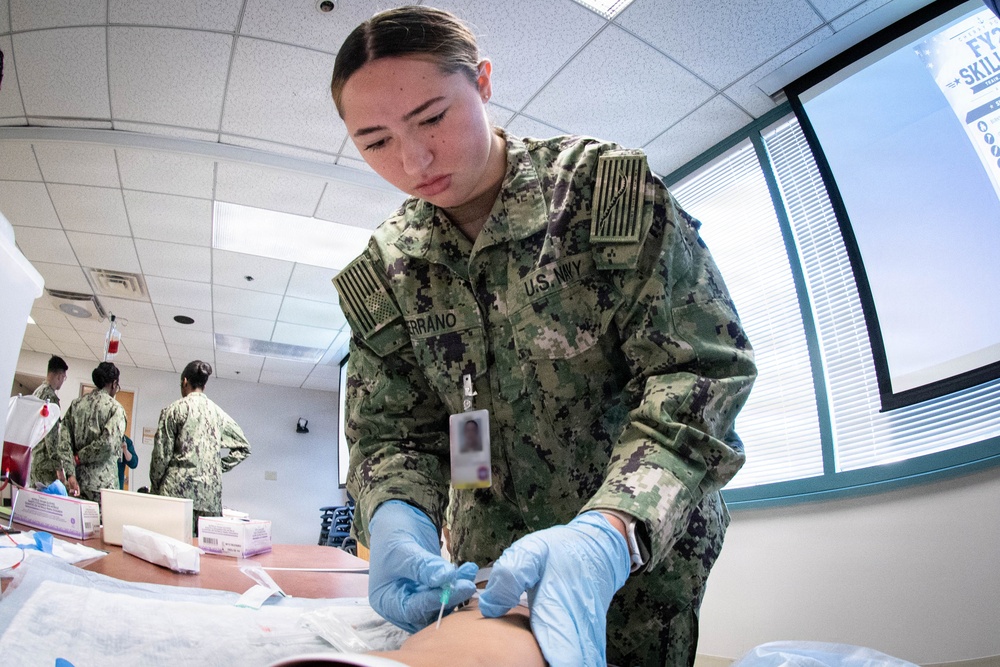 Training to Keep the Warfighter in the Fight:  NMRTC Cherry Point Nurses, Corpsmen, Conduct Skills Fair