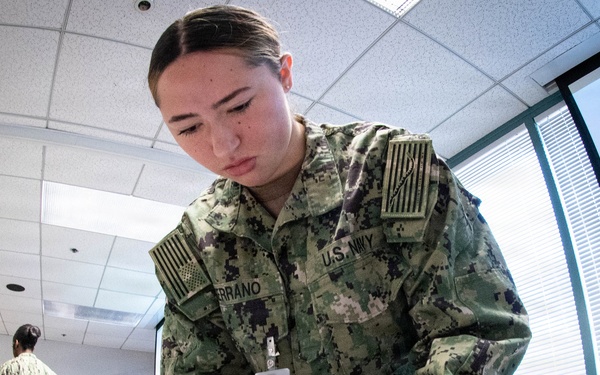 Training to Keep the Warfighter in the Fight:  NMRTC Cherry Point Nurses, Corpsmen, Conduct Skills Fair