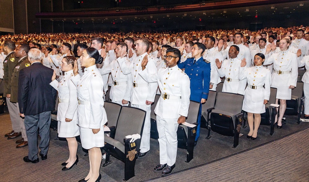 Class of 2028 Cadets formally commit to West Point, service obligation at Affirmation Ceremony