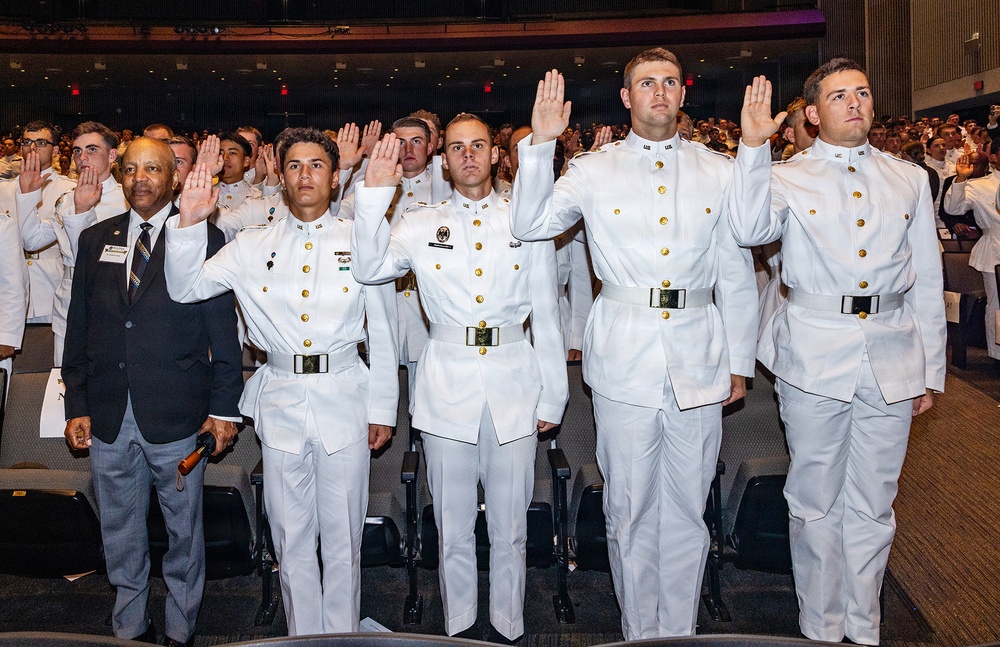 Class of 2028 Cadets formally commit to West Point, service obligation at Affirmation Ceremony