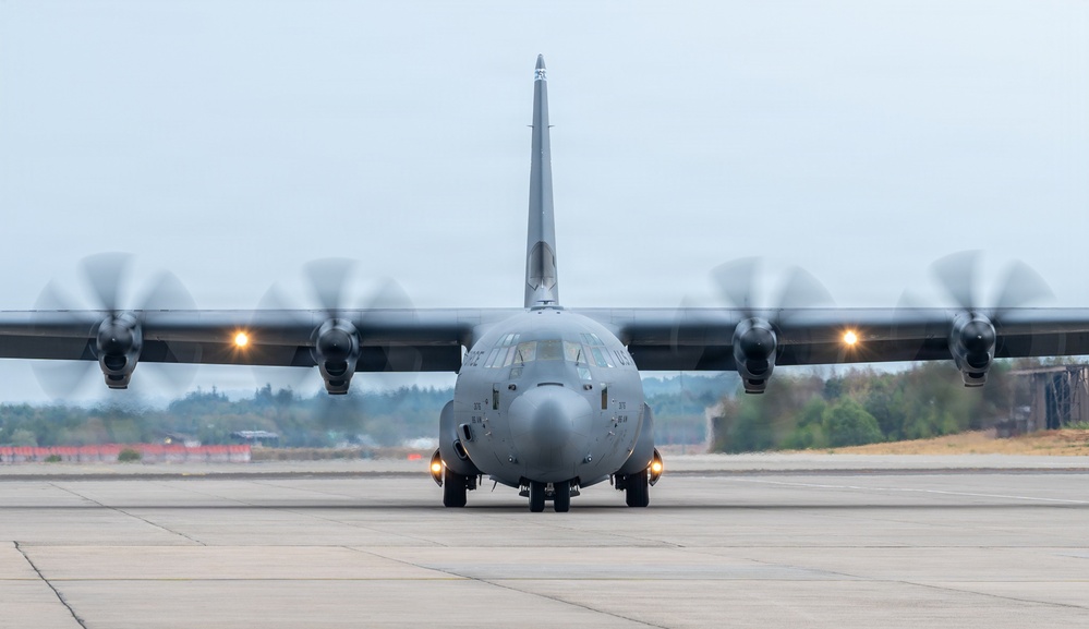 Knight LZ: Historic taxiway landing at Ramstein