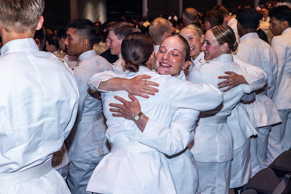 Class of 2028 Cadets formally commit to West Point, service obligation at Affirmation Ceremony