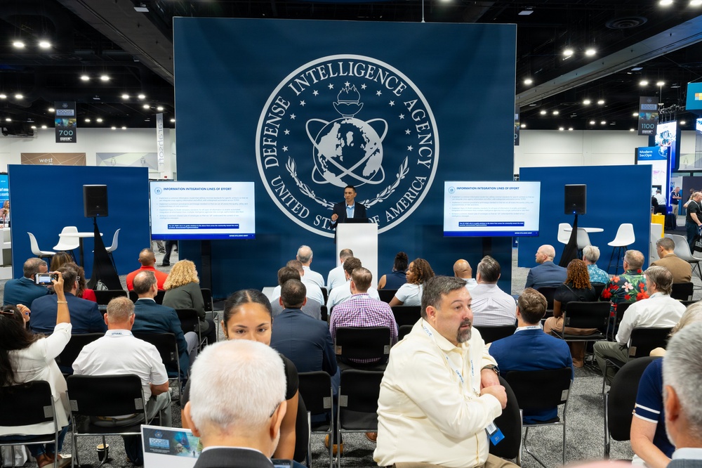 DoDIIS Expo Morning Session