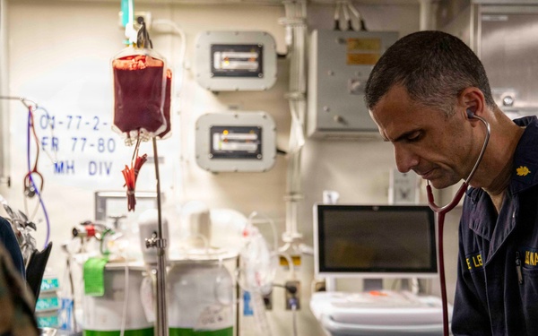 USS Makin Island conducts medical drills
