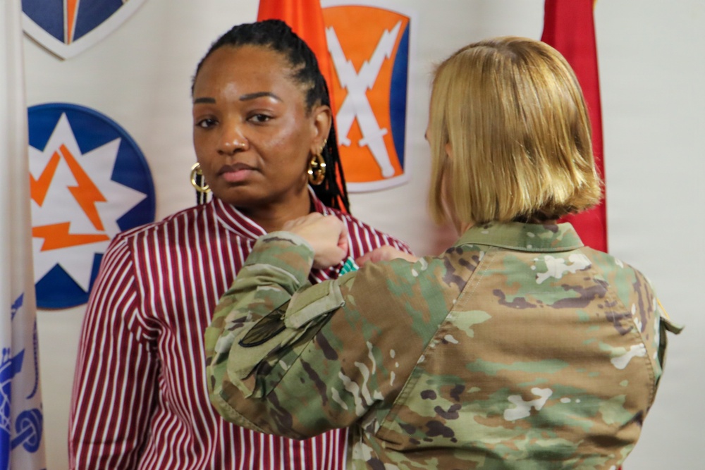 7th Signal Command (Theater) Honors Civilians at Fort Gordon Awards Ceremony