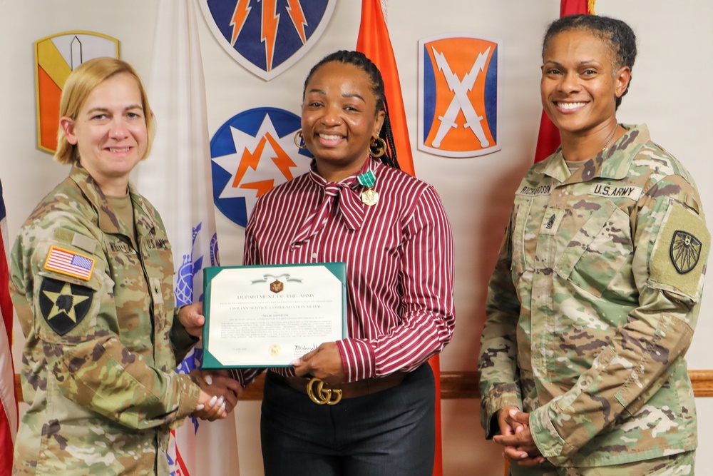 7th Signal Command (Theater) Honors Civilians at Fort Gordon Awards Ceremony