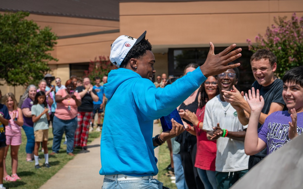 This little light: Tinker teen’s journey from youth to national leader