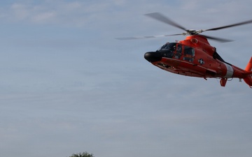 U.S. Coast Guard HH-65 Dolphin helicopter and response boat conduct joint patrol exercise on the Potomac