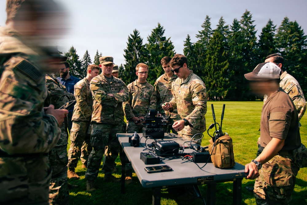 1st Special Forces Group (Airborne) conducts drone training with 7th Infantry Division (Multi-Domain Command – Pacific)