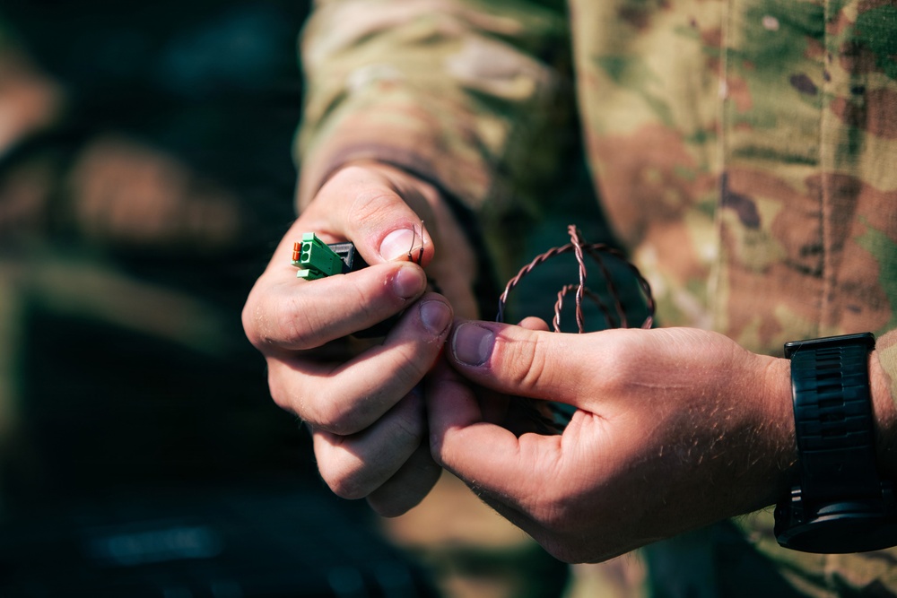 1st Special Forces Group (Airborne) conducts drone training with 7th Infantry Division (Multi-Domain Command – Pacific)