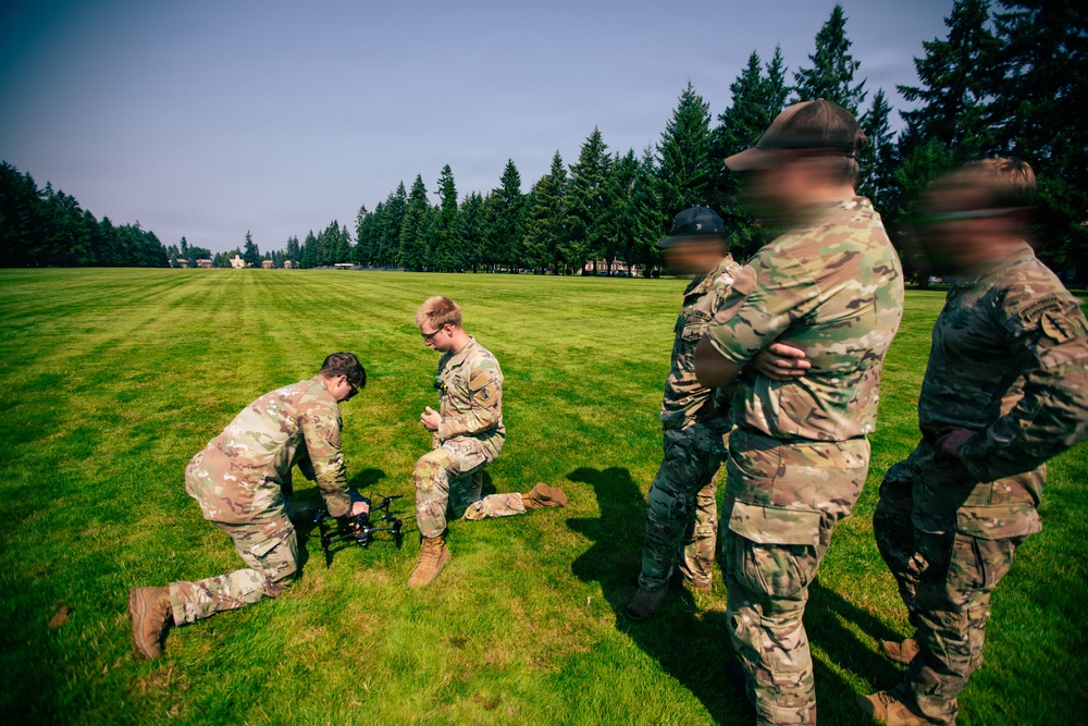 1st Special Forces Group (Airborne) conducts drone training with 7th Infantry Division (Multi-Domain Command - Pacific)