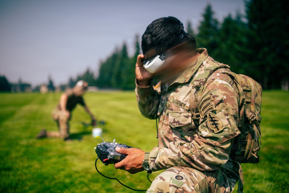 1st Special Forces Group (Airborne) conducts drone training with 7th Infantry Division (Multi-Domain Command - Pacific)