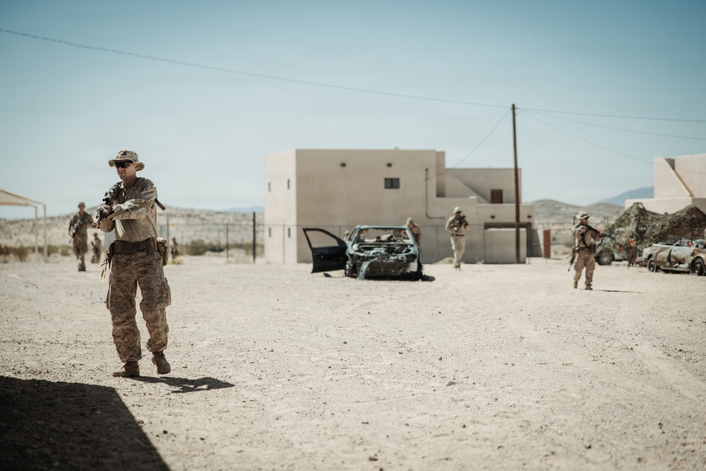 2nd Battalion, 5th Marines becomes first unit to take part in Counter-sUAS training Day 2