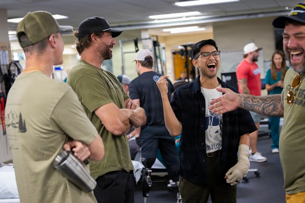 Travis Pastrana Visits Walter Reed