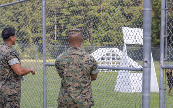 Brig. Gen. Ingram Tours Ashley Kennels