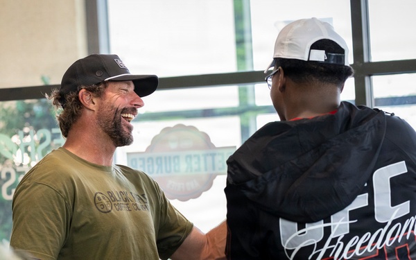 Travis Pastrana Visits Walter Reed