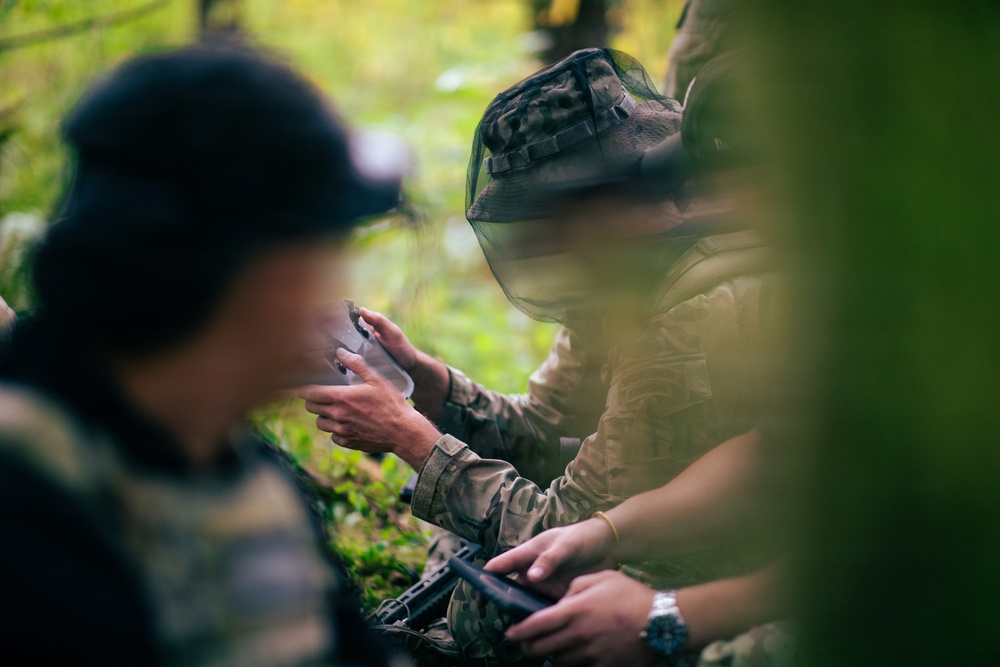 1st Special Forces Group (Airborne) conducts drone operations training