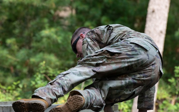 327th Military Police Battalion tackles Confidence Course at Fort McCoy