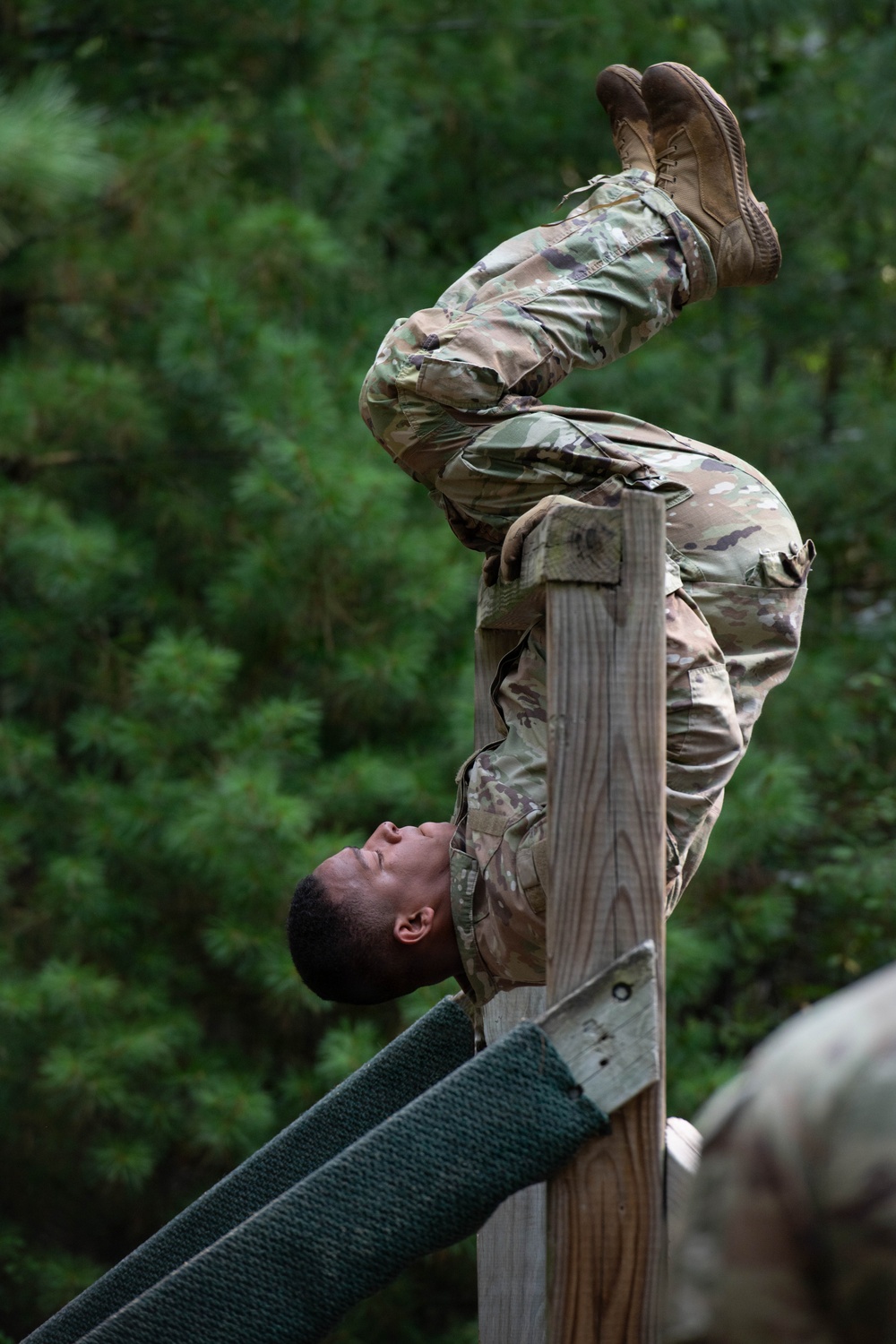 327th Military Police Battalion tackles Confidence Course at Fort McCoy