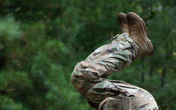 327th Military Police Battalion tackles Confidence Course at Fort McCoy