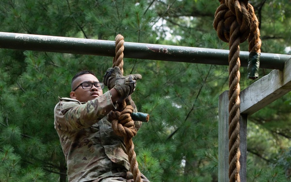 327th Military Police Battalion tackles Confidence Course at Fort McCoy