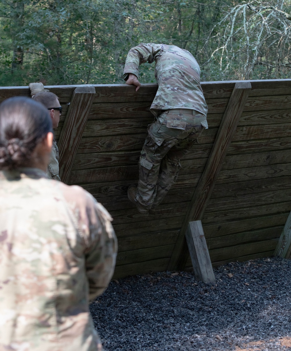 327th Military Police Battalion tackles Confidence Course at Fort McCoy