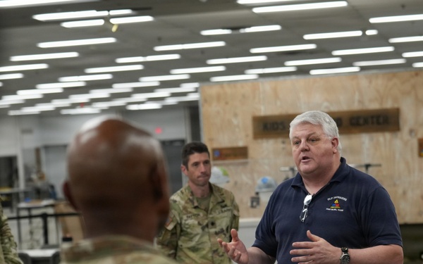 1st Armored Division senior leaders tour 1st Armored Division Museum