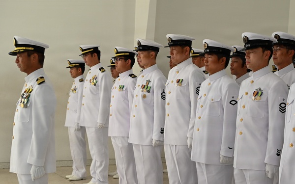 JS Chokai pays respects on board the USS Arizona Memorial