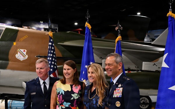 Air Force Reserve welcomes new commander