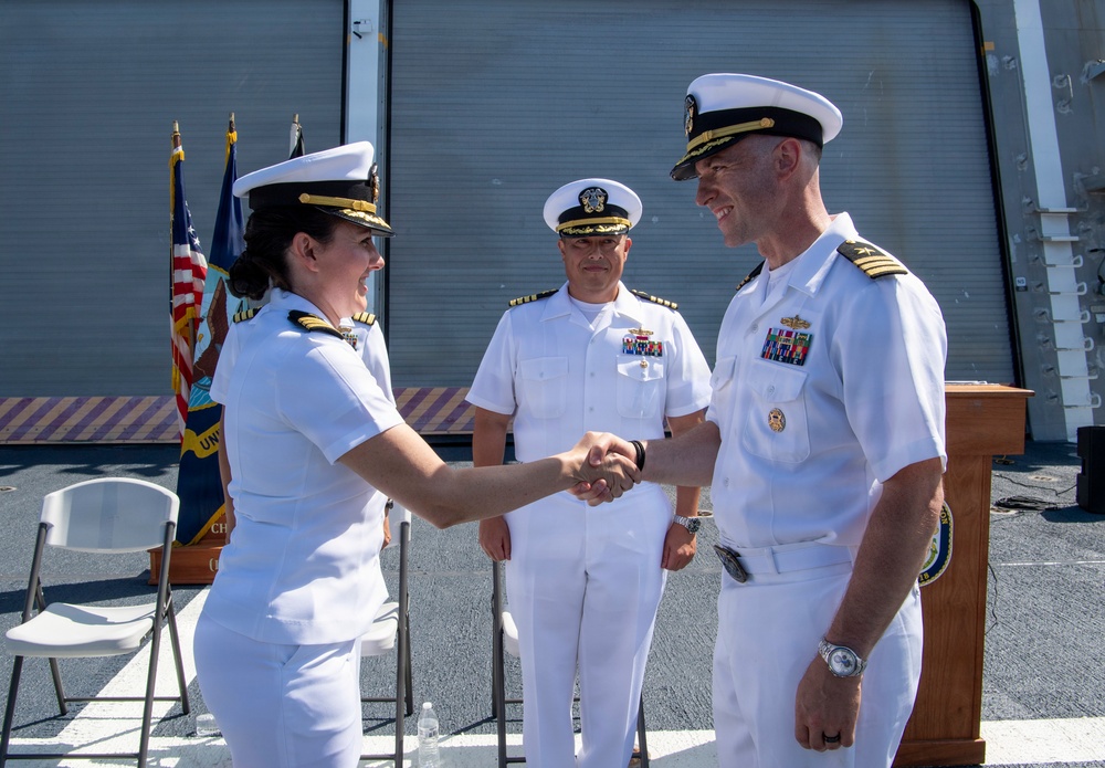 USS Charleston (LCS 18) Holds Change of Command Ceremony