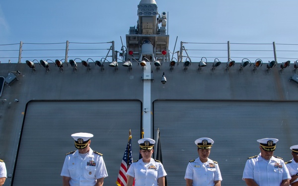 USS Charleston (LCS 18) Holds Change of Command Ceremony