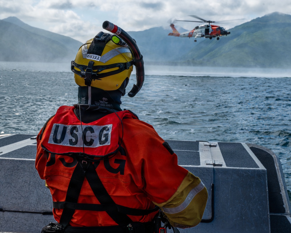 Coast Guard members conduct search and rescue exercise during leadership visit in Kodiak