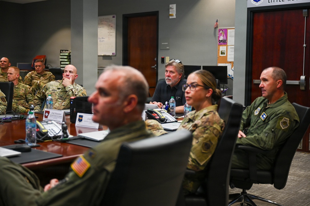 Congressman Rick Crawford Visits Little Rock AFB