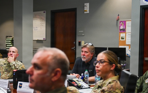 Congressman Rick Crawford Visits Little Rock AFB