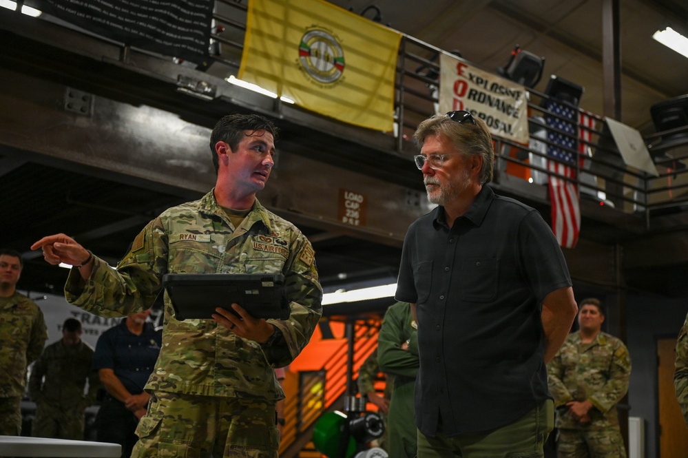 Congressman Rick Crawford Visits Little Rock AFB