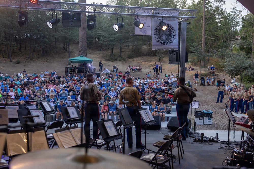 1st MARDIV Band performs at Butterfield Amphitheater
