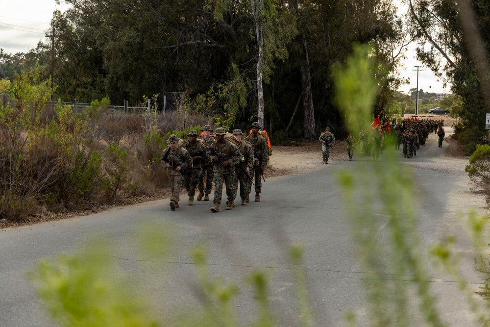 1st MLG Marines and Sailors complete 10km conditioning hike