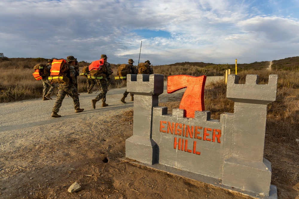 1st MLG Marines and Sailors complete 10km conditioning hike