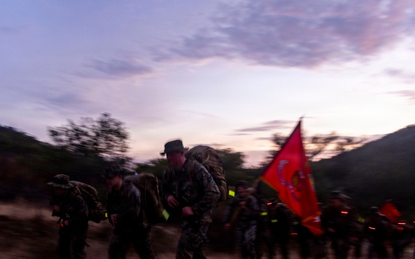 1st MLG Marines and Sailors complete 10km conditioning hike