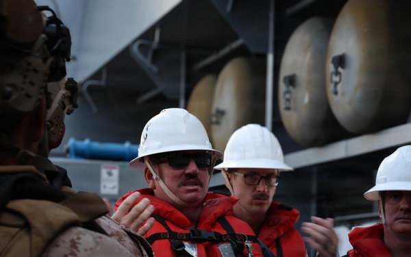 Anchroage Conducts COMPTUEX With Makin Island Amphibious Ready Group