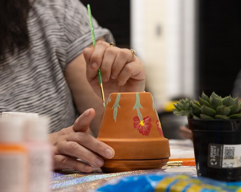Paint-and-Plant Military Spouses event