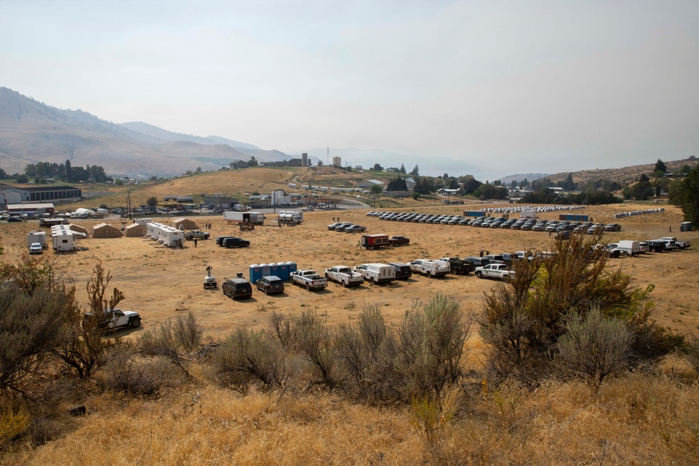 U.S. Army Soldiers from 7th Infantry Division activated as wildland firefighters on the Little Giant Fire